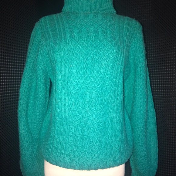 💙💚Vintage Handmade Sweater💚💙